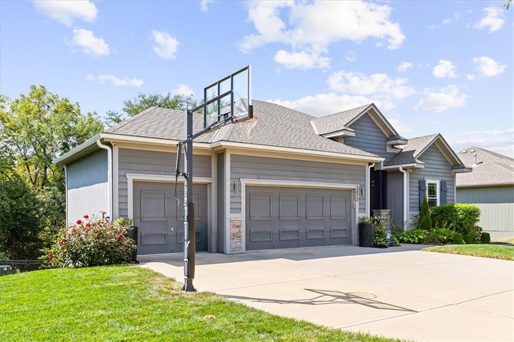 2473 W Elm Street