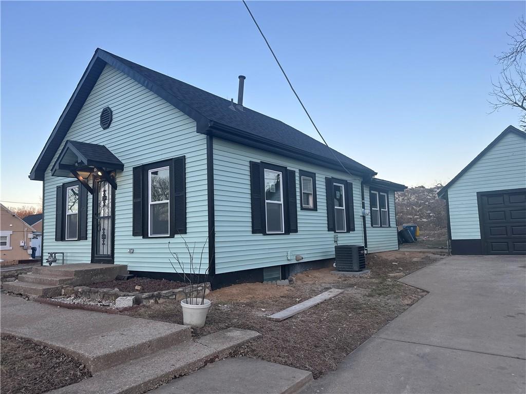 519 S Carlisle Drive