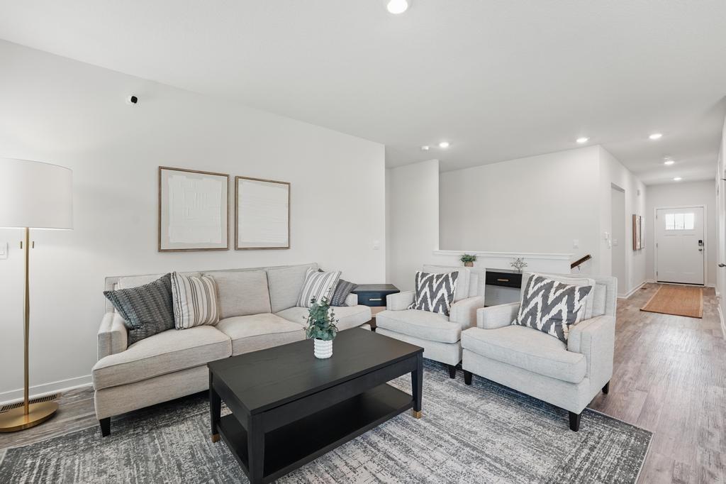 2206 Creek View Lane