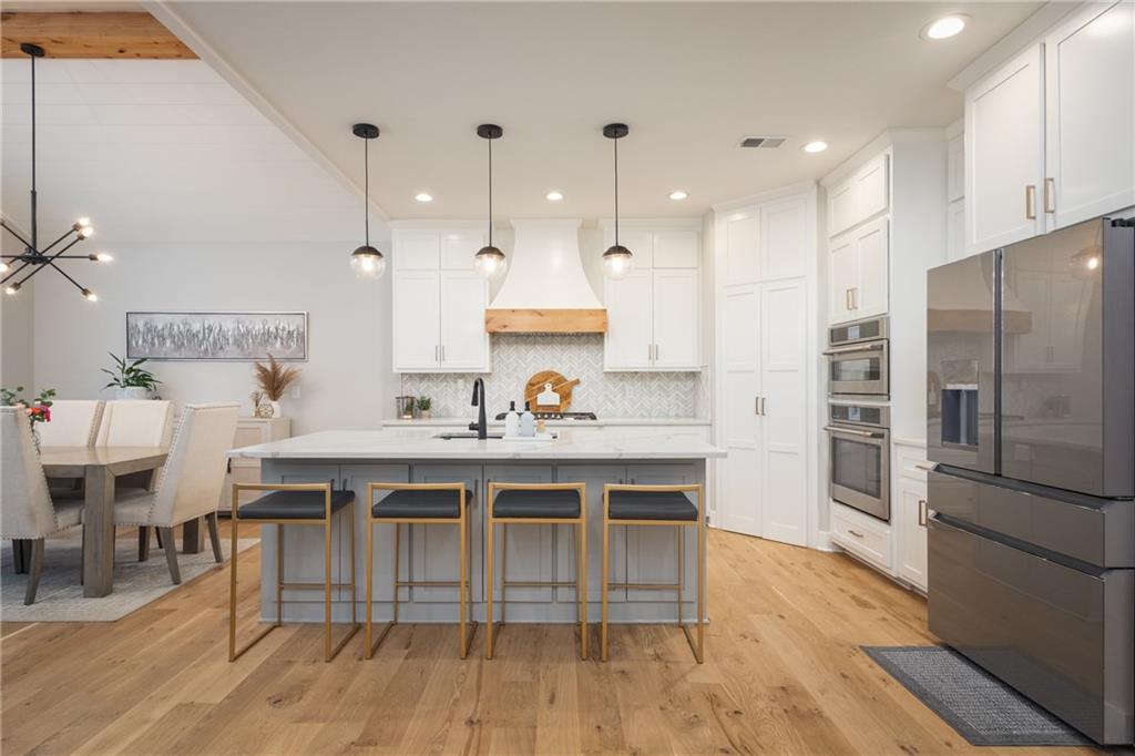 517 Southshore Drive