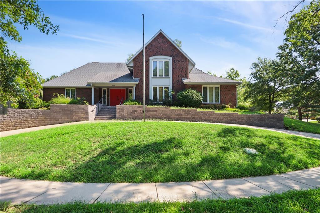 10052 Hemlock Drive