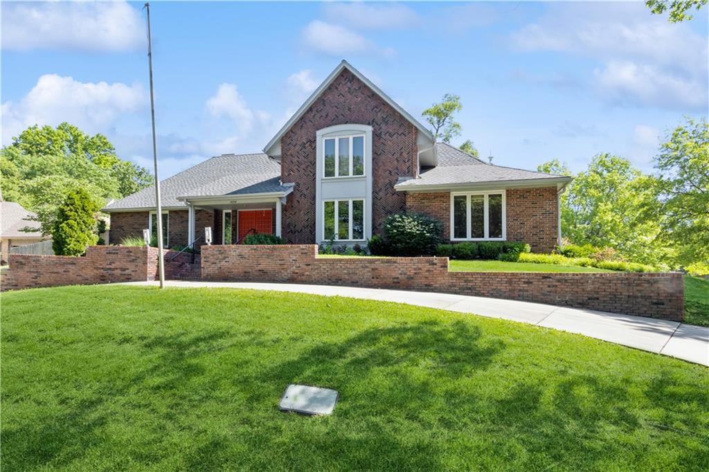 10052 Hemlock Drive