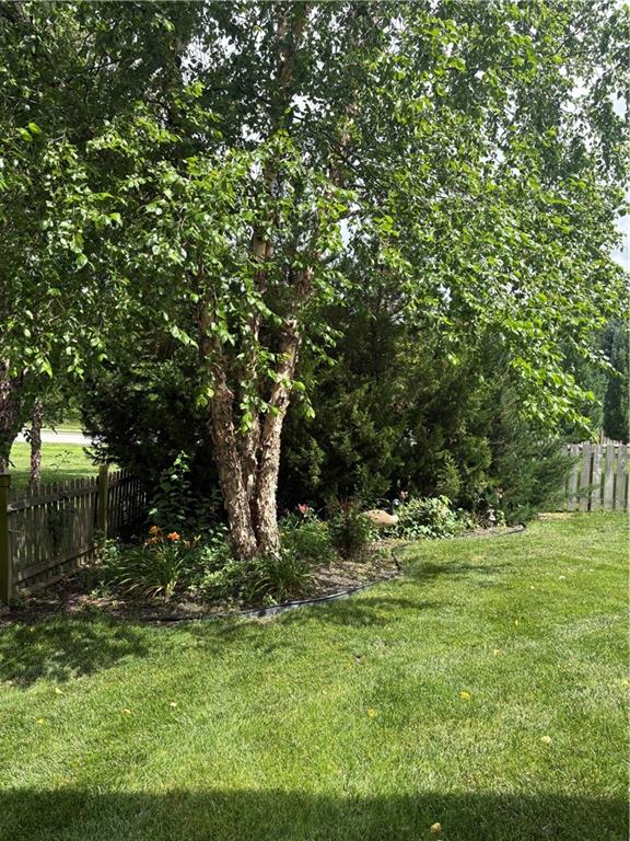 2907 NE Viewpark Place