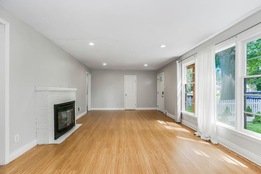 3132 Oakland Avenue