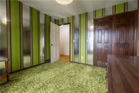 Tiny photo for 1343 Camelot Drive, Liberty, MO 64068 (MLS # 2605838)