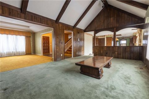 Tiny photo for 1343 Camelot Drive, Liberty, MO 64068 (MLS # 2605838)