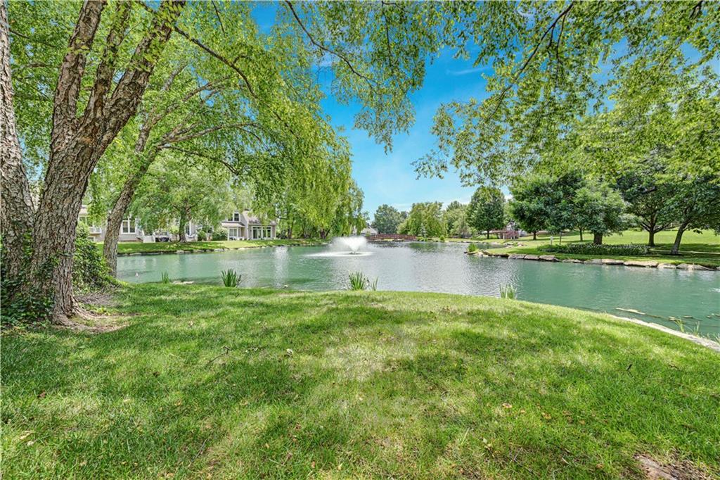 2433 W 137th Place