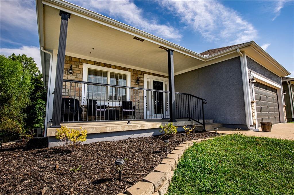 901 Redbud Drive