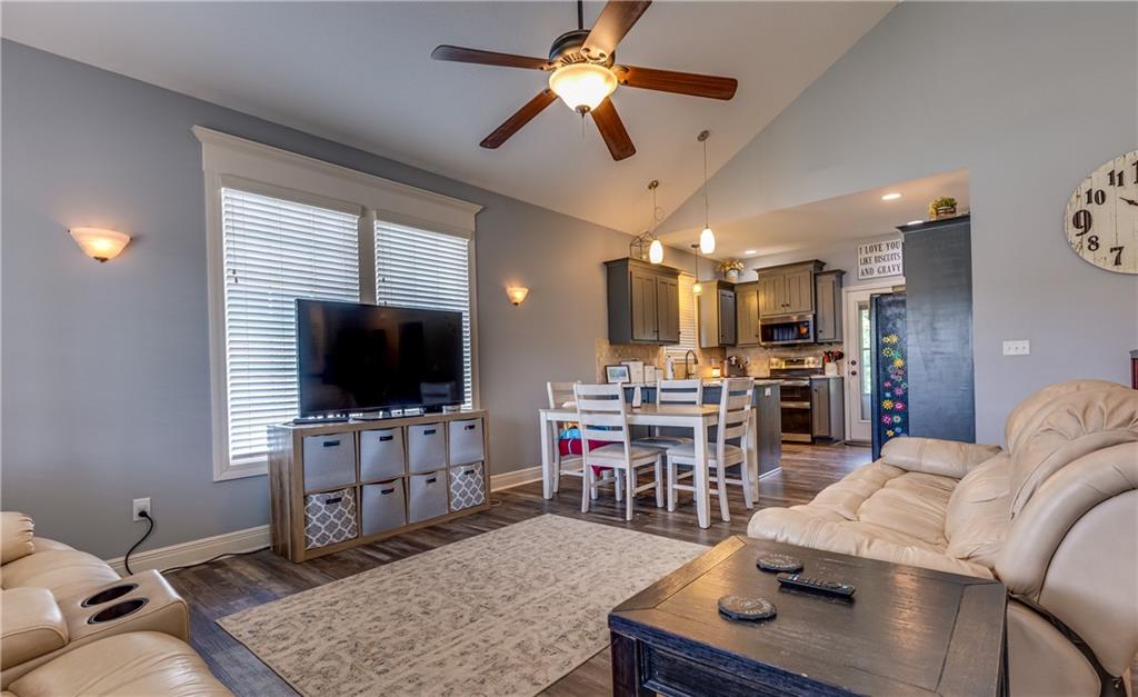 901 Redbud Drive
