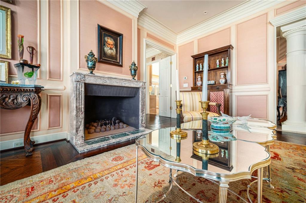 433 Ward Parkway 7E