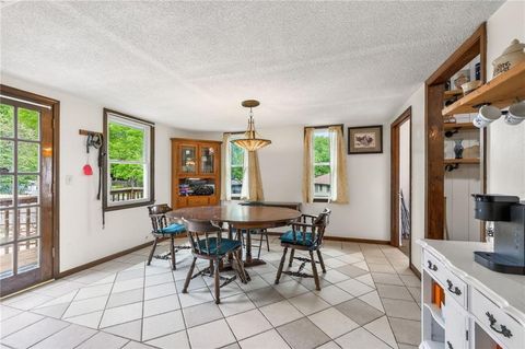 Tiny photo for 1524 Oxford Court, Liberty, MO 64068 (MLS # 2618003)