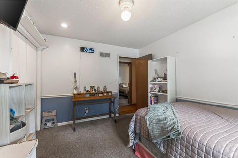Tiny photo for 1524 Oxford Court, Liberty, MO 64068 (MLS # 2618003)