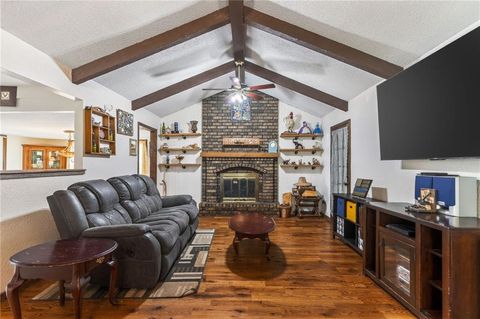 Tiny photo for 1524 Oxford Court, Liberty, MO 64068 (MLS # 2618003)