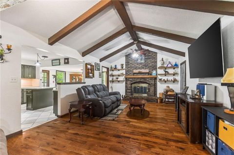 Tiny photo for 1524 Oxford Court, Liberty, MO 64068 (MLS # 2618003)