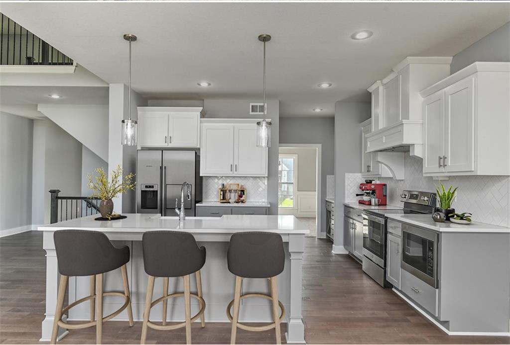 6018 Apache Drive