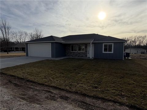 207 W 2nd Street, Creighton, MO 64739 - MLS#: 2589983
