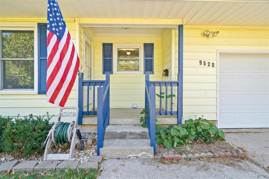 9520 Grandview Street