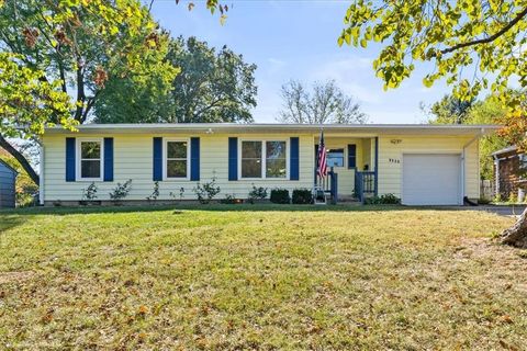 9520 Grandview Street Overland Park KS 66212