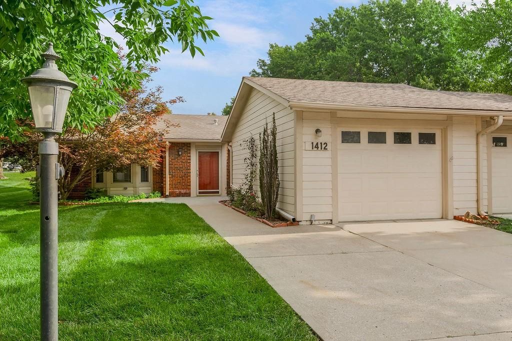 Photo of 1412 W Stone Boulevard, Raymore, MO 64083 (MLS # 2592302)