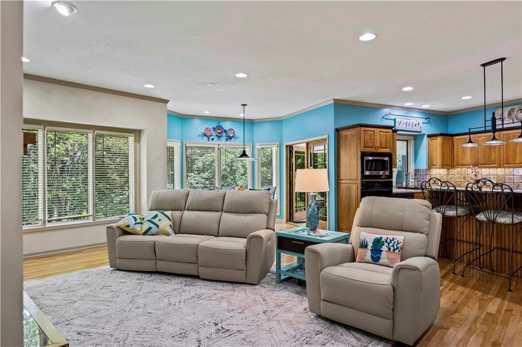 180 E Loch Lloyd Parkway