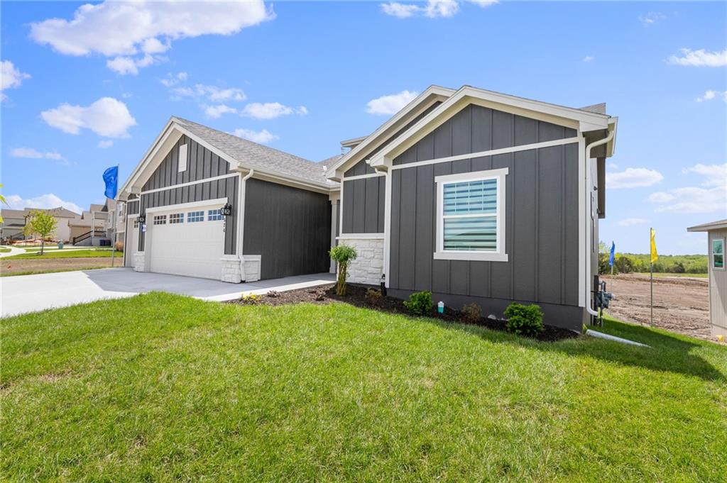 1386 N 163rd Court