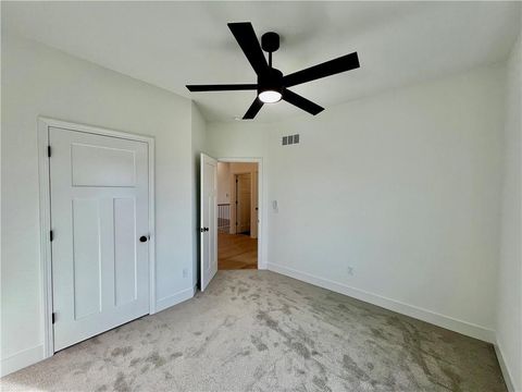 Tiny photo for 2185 Heritage Court, Liberty, MO 64068 (MLS # 2602407)