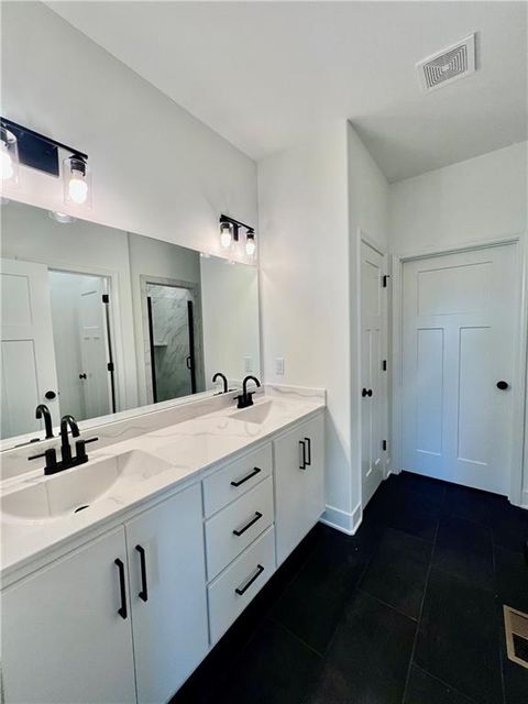 Tiny photo for 2185 Heritage Court, Liberty, MO 64068 (MLS # 2602407)