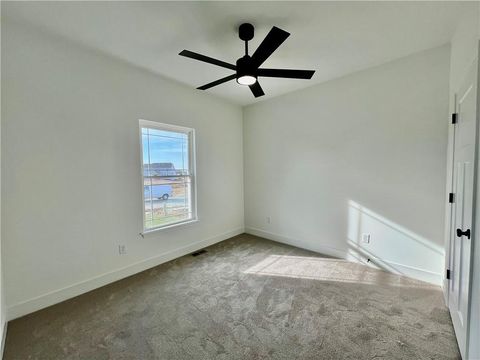 Tiny photo for 2185 Heritage Court, Liberty, MO 64068 (MLS # 2602407)