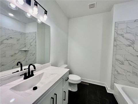 Tiny photo for 2185 Heritage Court, Liberty, MO 64068 (MLS # 2602407)