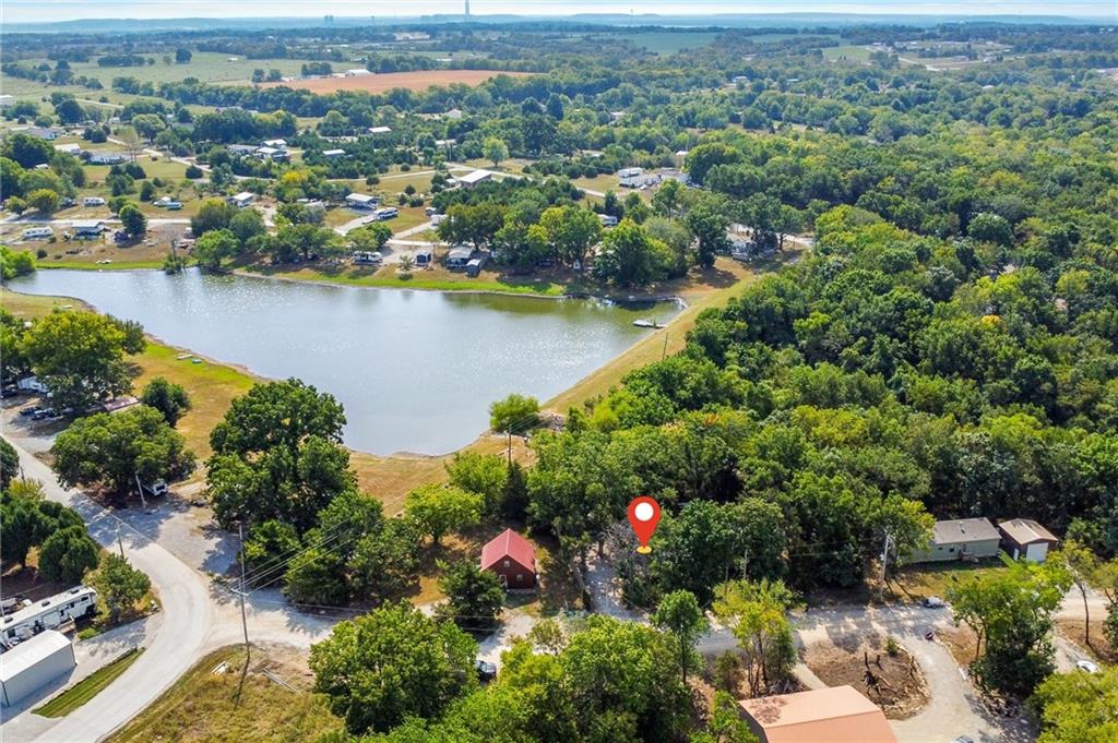 18 S Lakeside Circle