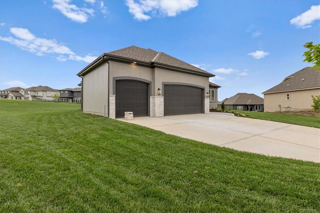 4287 Lake Shore Court
