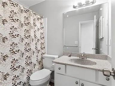 8627 Countryshire Lane