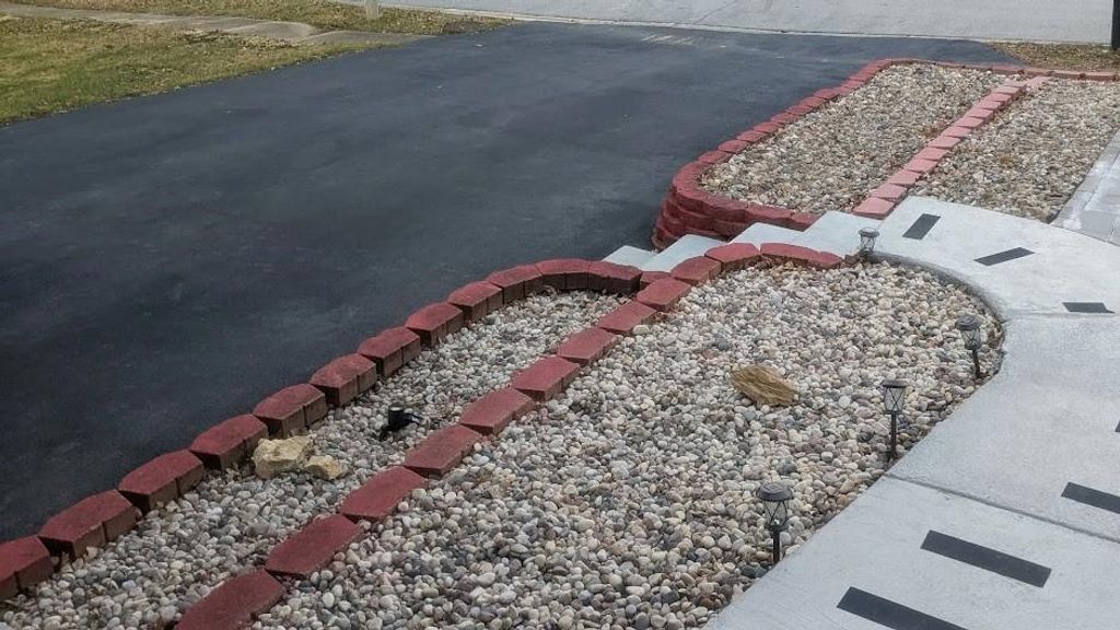 Photo of 519 Lancelot Drive, Liberty, MO 64068 (MLS # 2585068)