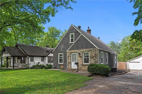 8242 Belleview Avenue, Kansas City, MO 64114 - MLS#: 2546540