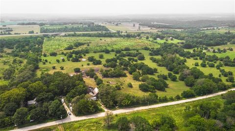 27360 Victory Road Paola KS 66071