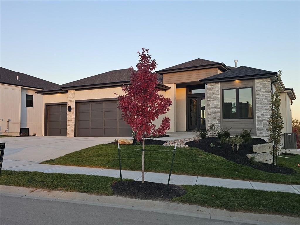 11233 S Sunray Drive