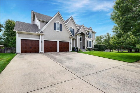 Photo of 14941 Benson Street, Overland Park, KS 66221 (MLS # 2643651)
