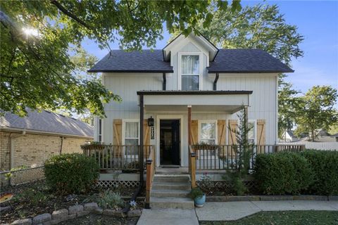 206 S Mulberry Street Louisburg KS 66053