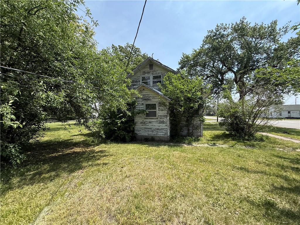 102 N West Street