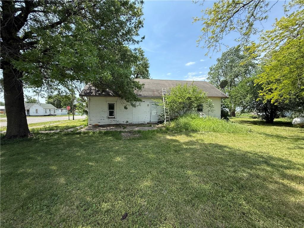 102 N West Street