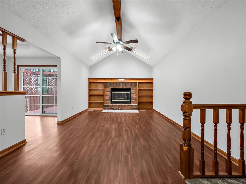 1302 Huntington Circle