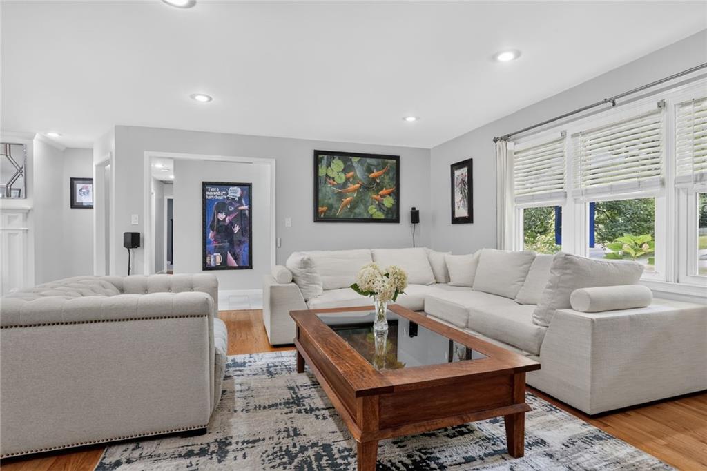 2400 W 103RD Street