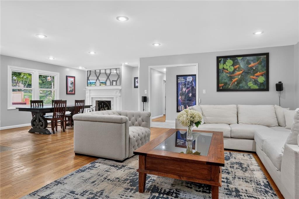 2400 W 103RD Street