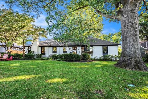 5111 W 64TH Street Prairie Village KS 66208