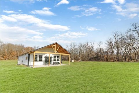 501 NW 101st Road Warrensburg MO 64093
