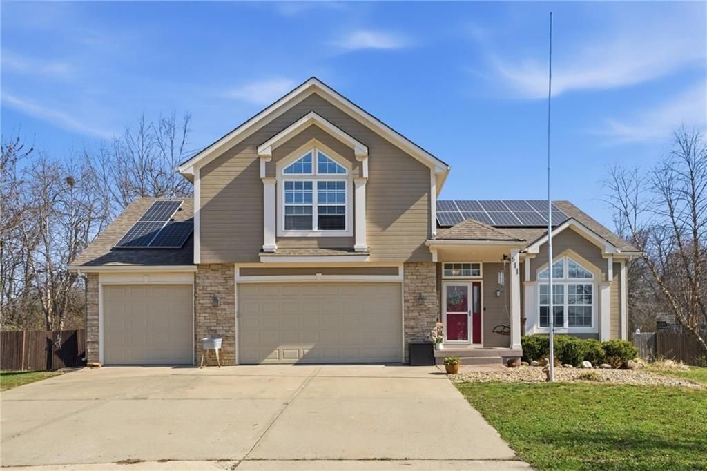 Photo of 611 Chardonnay Court, Raymore, MO 64083 (MLS # 2608735)