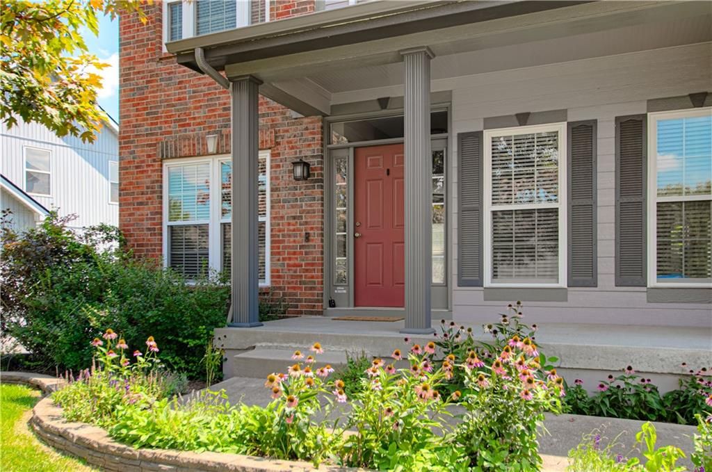 Photo of 1505 Glen Brook Lane, Liberty, MO 64068 (MLS # 2567009)