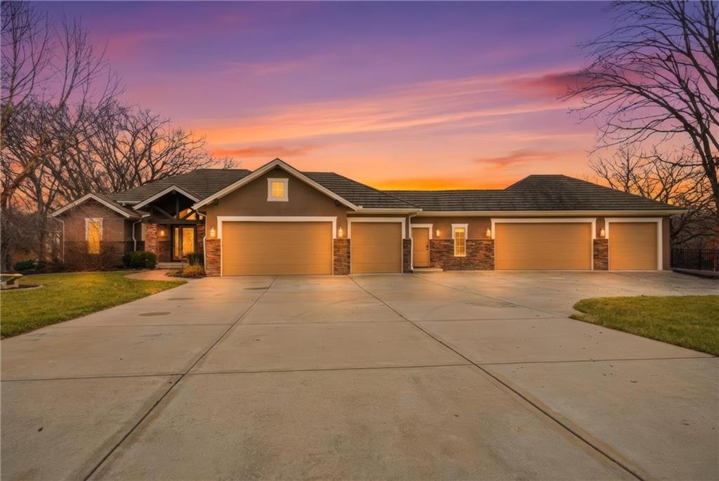 6205 NW Saddle Club Court