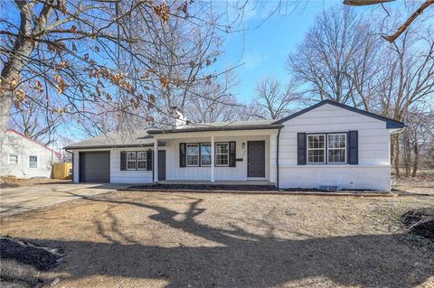 10427 Palmer Avenue, Kansas City, MO 64134 - #: 2604362