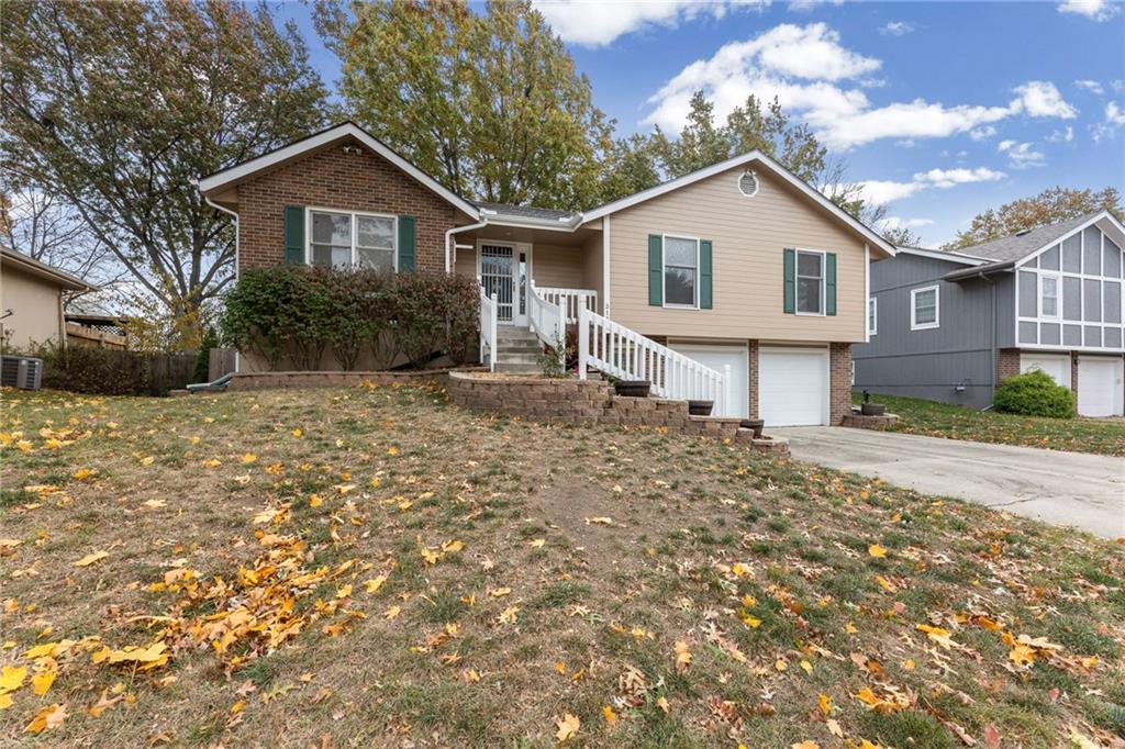 313 SE Bristol Drive